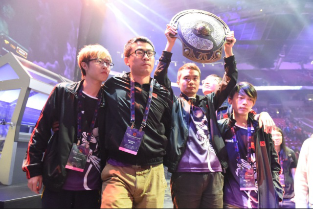 CS2发现了传送和无碰撞的漏洞