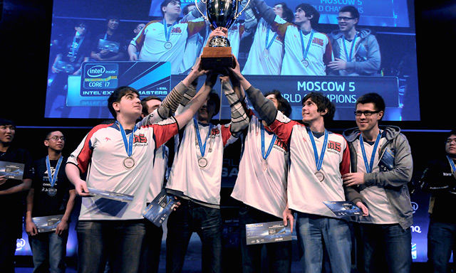 DOTA2设计师竟然是天梯分12000的高手