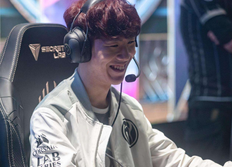 如何看遭TT横扫？败者群访xiaohu：要扩充体系 能选的阵容比较少