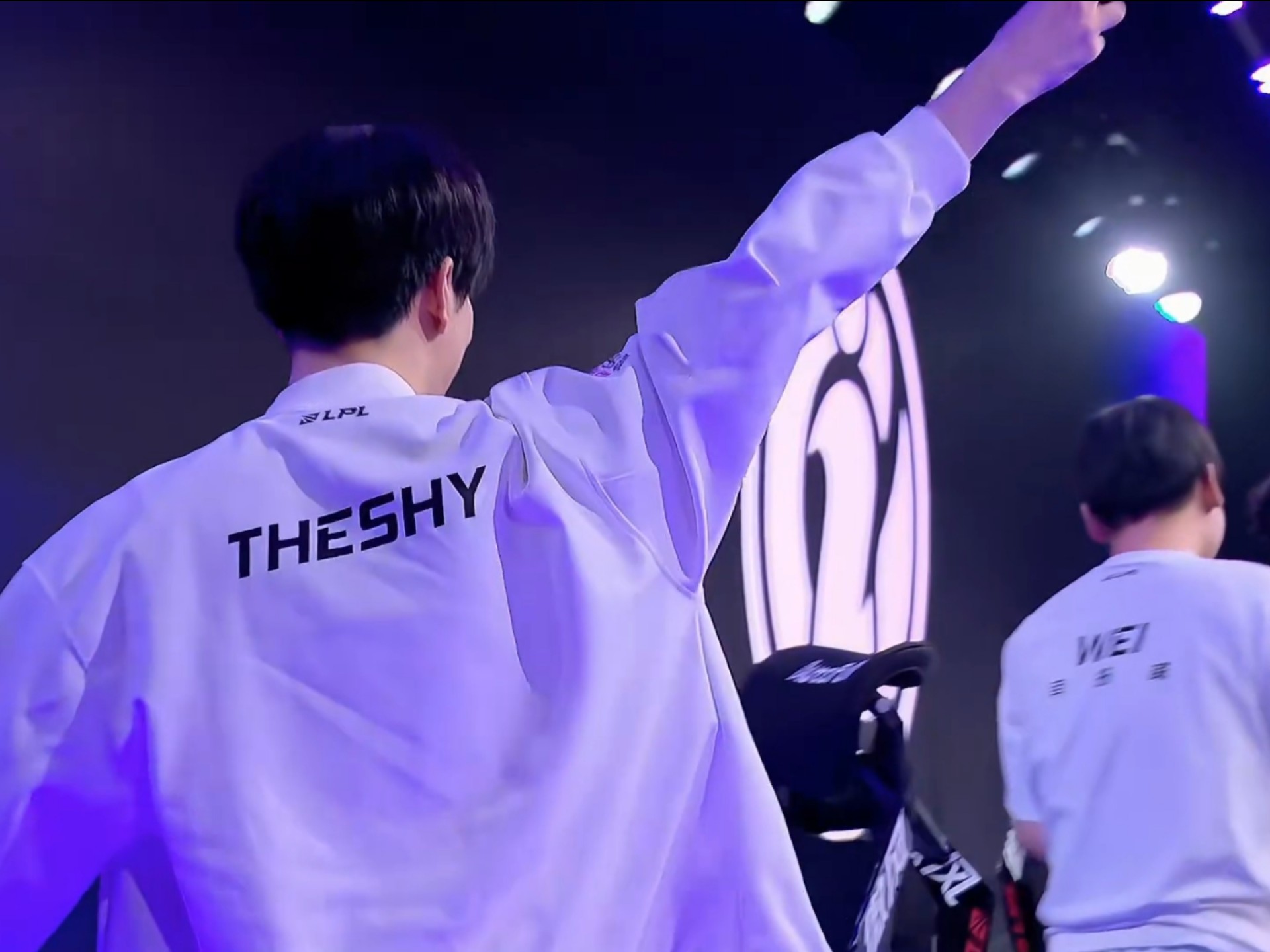 MongolZ , aurora , Vitality , 和 Heroic 晋级 BLAST Bounty Fall 2025：封闭预选赛下一轮