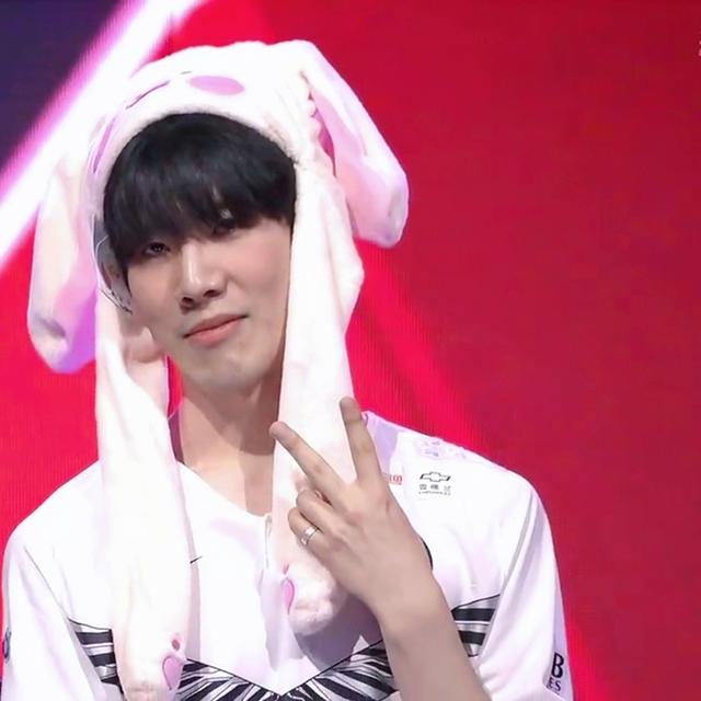 Elk向队友和粉丝致歉：我自己打得不是很好 和大家说一声对不起